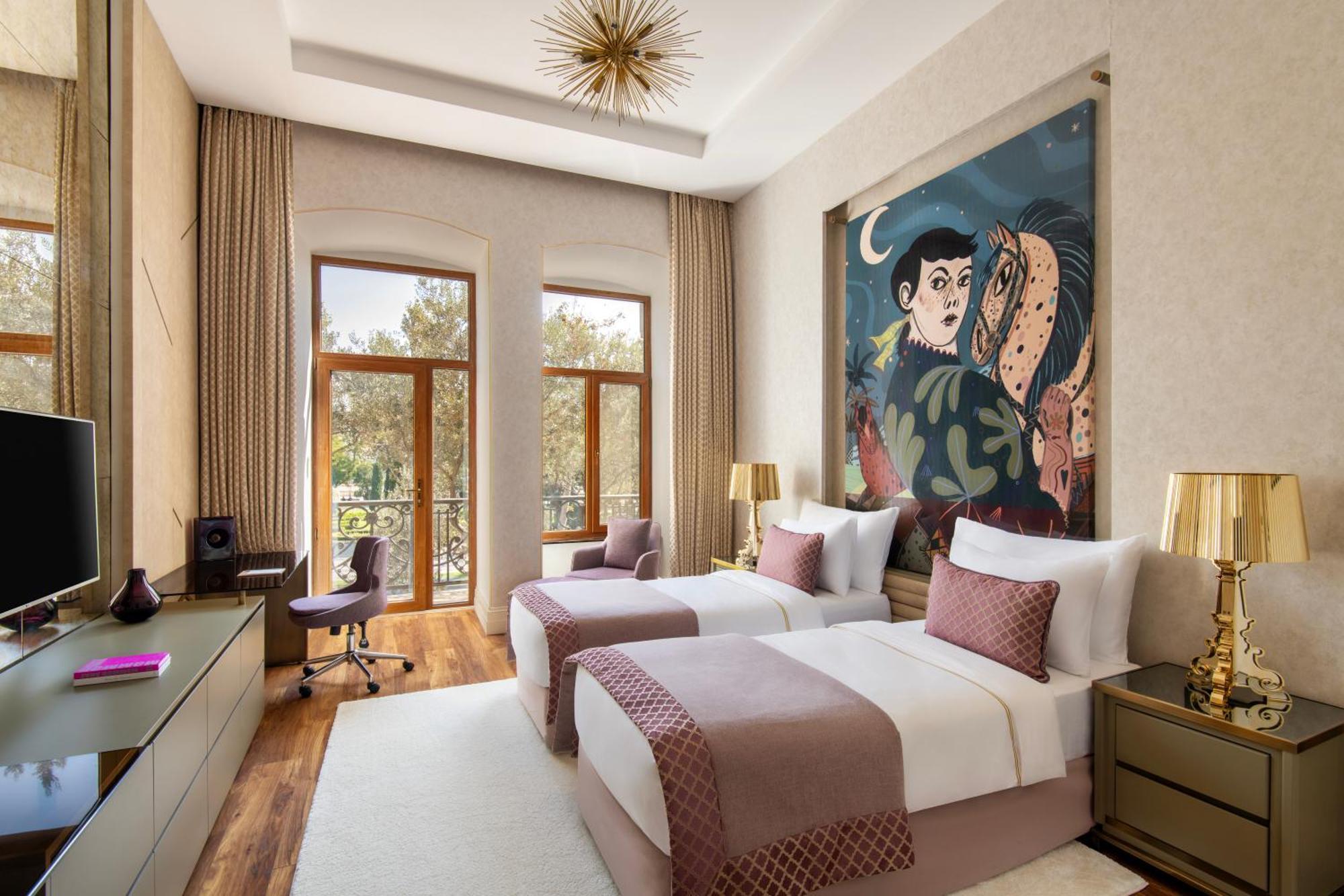Art Gallery Hotel 5*